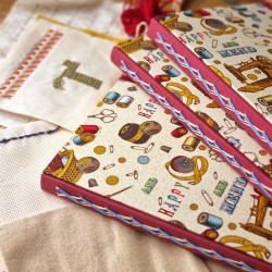 Carnet vintage couture, broderie, laine